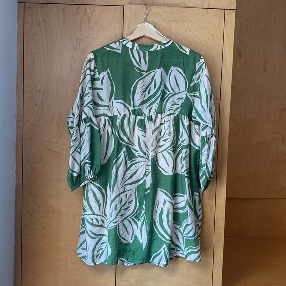 Zara Dress - Picture 2 of 4